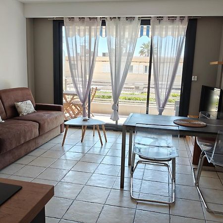 Apartament Le Palais Du Tropique Juan-les-Pins Zewnętrze zdjęcie